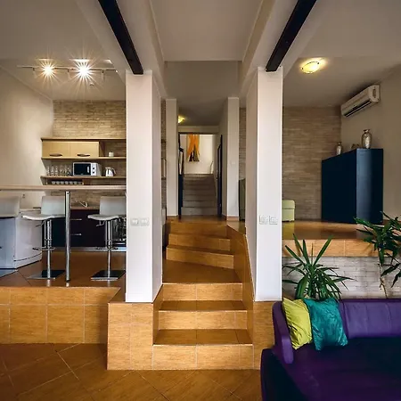 Milana Villa *